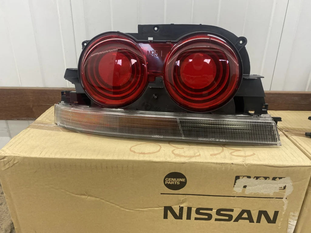 Rear Tail Light Set (Rhs & Lhs) To Suit Nissan Skyline R33 Gtr Series 3 *discontinued* Electrical