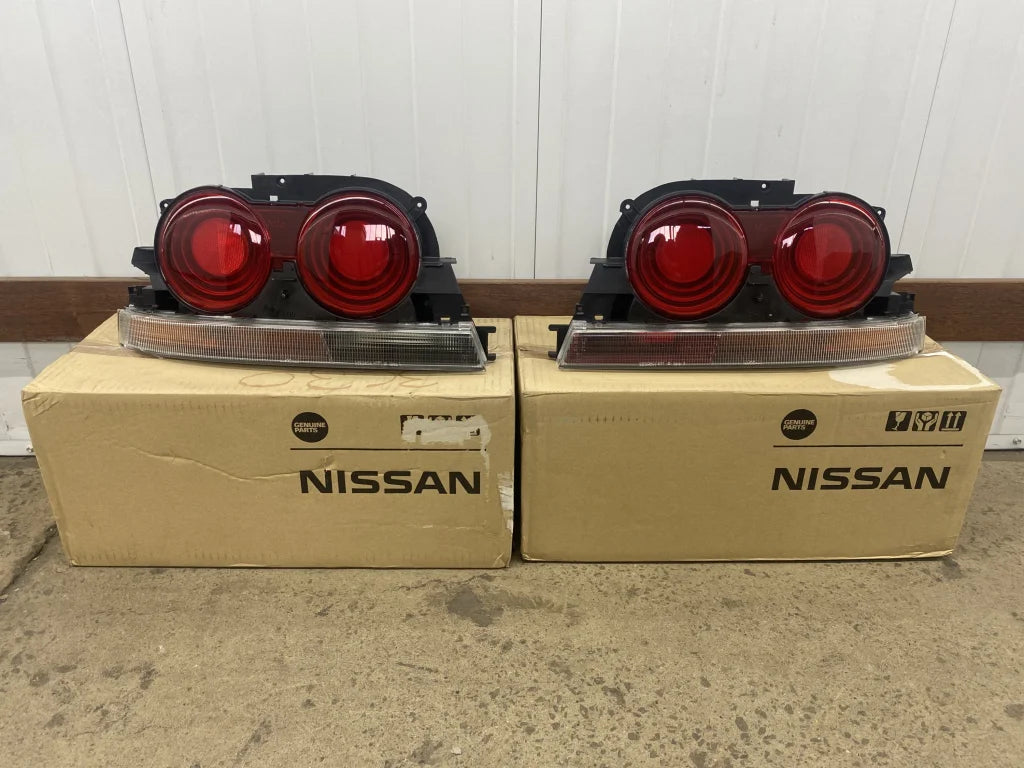 Rear Tail Light Set (Rhs & Lhs) To Suit Nissan Skyline R33 Gtr Series 3 *discontinued* Electrical