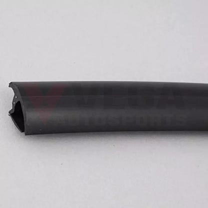 Rear Window Moulding To Suit Mazda Rx7 Fd3S Fd01-50-6G0B Body Mouldings / Seals