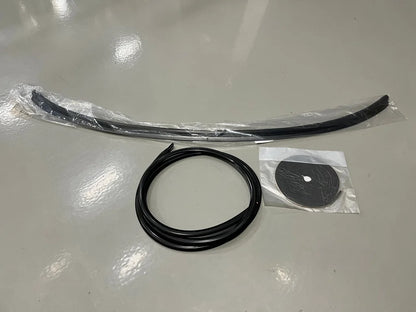 Rear Windscreen Fitting Kit To Suit Nissan Silvia S14 Exterior