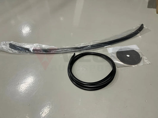 Rear Windscreen Fitting Kit To Suit Nissan Silvia S14 Exterior