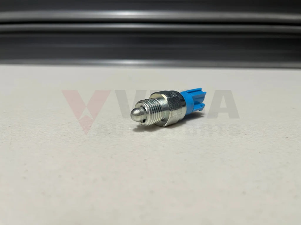 Reverse Lamp Sensor To Suit Nissan Fairlady 350/370Z Z33 Z34 X-Trail T30/31/32 32005-6J00A Gearbox