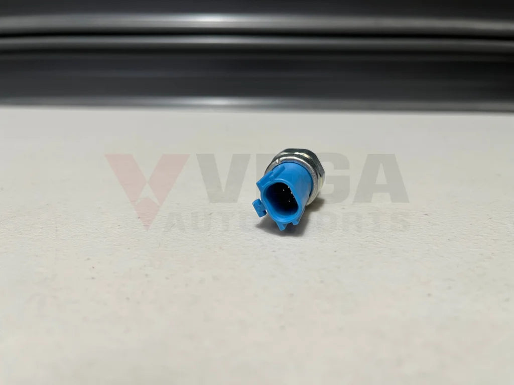 Reverse Lamp Sensor To Suit Nissan Fairlady 350/370Z Z33 Z34 X-Trail T30/31/32 32005-6J00A Gearbox