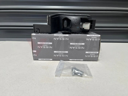 Reverse Light (LHS) Early Model to suit Nissan Skyline R34 GTR / 20GT / 25GT / 25GT-4 / 25GT-t / GT-V 26545-AA125
