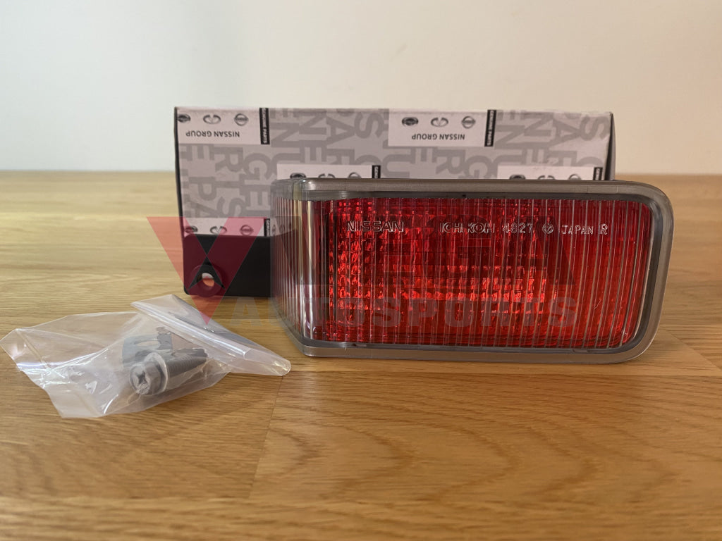 Reverse Light (Lhs) Early Model To Suit Nissan Skyline R34 Gtr / 20Gt 25Gt 25Gt-4 25Gt-T Gt-V