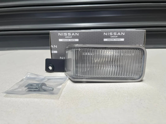 Reverse Light (RHS) to suit Nissan Skyline R34 GTR / 20GT / 25GT / 25GT-4 / 25GT-t / GT-V - Early Model Electrical