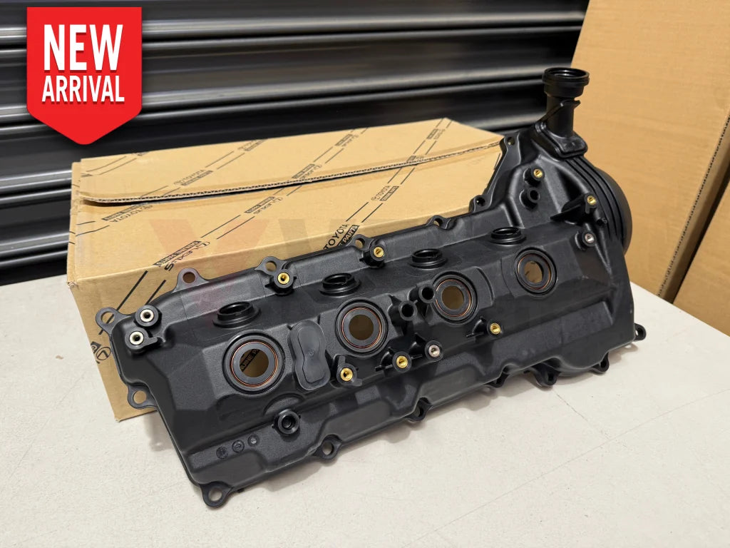 Right Rocker Cover to suit Landcruiser 70 76 78 79 Series VDJ 1VD 01-2007 to 08-2016 11201-51031 - Engine