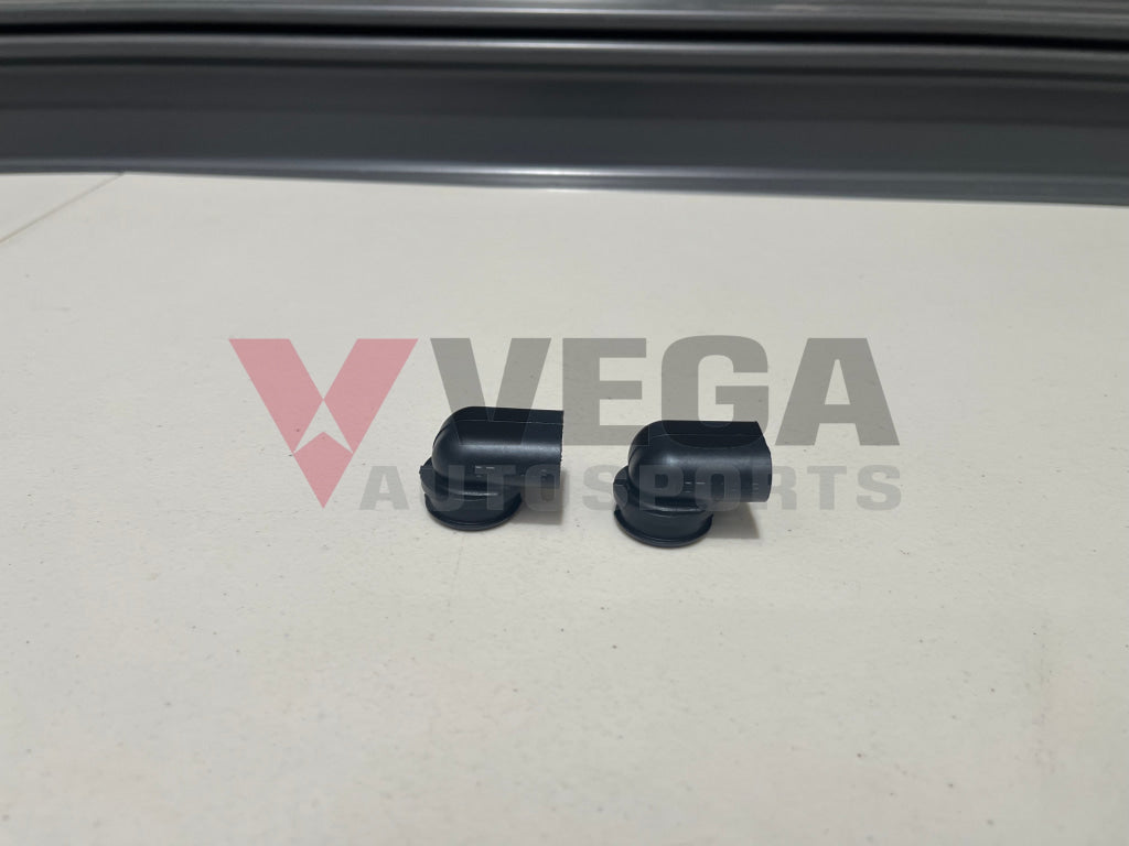 Rubber Breather Hole Vent Cover (MT) to suit Mitsubishi Lancer Evolution 4 - 10 (5-Speed and 6-Speed) - Vega Autosports
