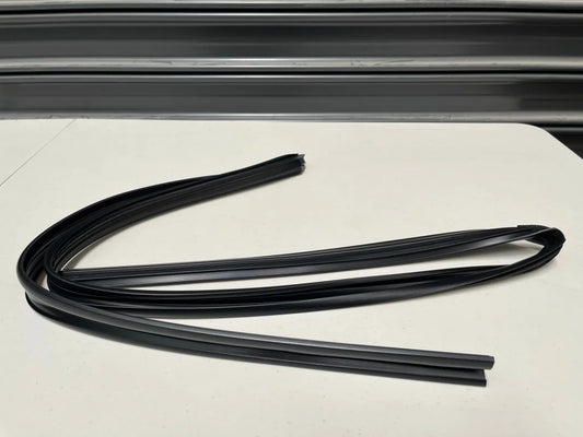 Run Channel (Front Rhs) To Suit Mitsubishi Lancer Evolution 7 / 8 9 Ct9A Ct9W Mr526473 Exterior