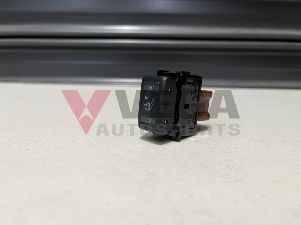 Seat Heater Switch Rhs Driver To Suit Nissan 370Z Z34 Juke F15 Murano Z51 Pathfinder R52 Patrol Y62