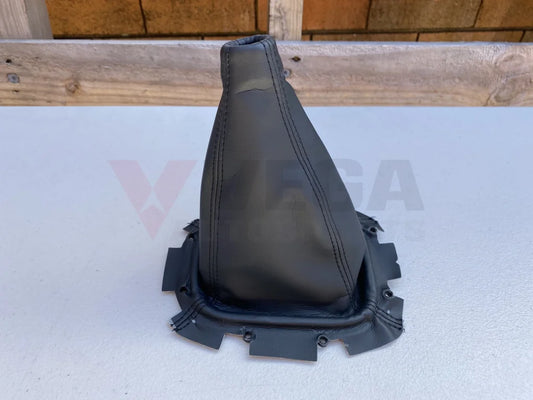 Shift Boot Black to suit Subaru 98-02 Forester / 99-01 Impreza WRX - Vega Autosports