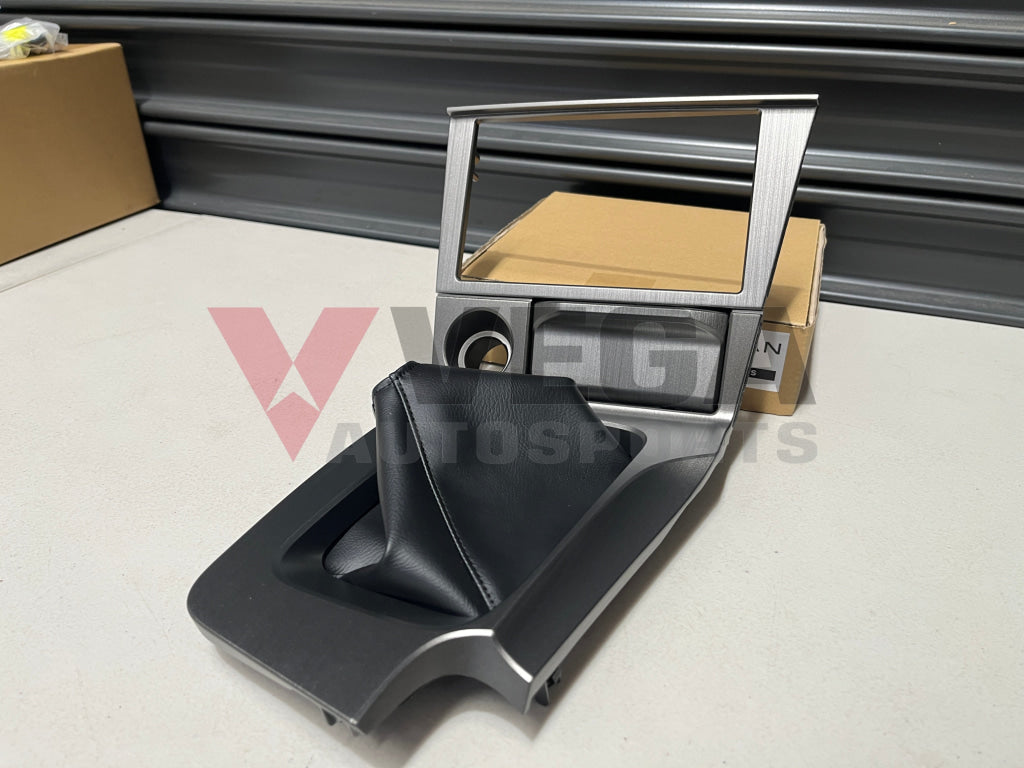 Shift Console / Ashtray and Stereo Surround Combo to suit Nissan R34 GTR Series 2 96935-AB110 / 68260-AB100