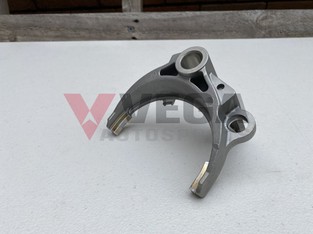 Shift Fork, 3rd - 4th to suit Nissan Skyline R33 GTS-T - Vega Autosports