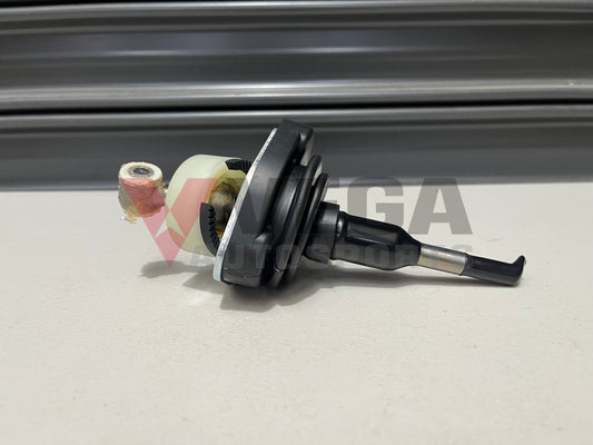 Shift Lever To Suit Nissan 350Z Z33 / G35 V35 32839-Cd01A Gearbox And Transmission