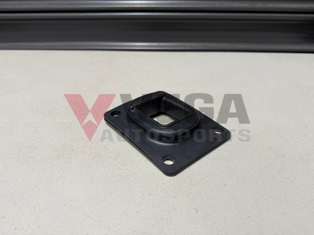 Shifter Tunnel Rubber Boot to suit Toyota Chaser JZX100 / JZX110 Chaser R154 5SP 33555 22110 Gearbox and Transmission