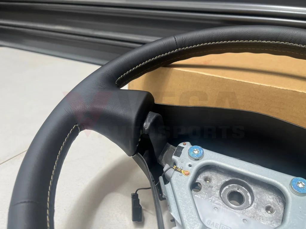 Steering Wheel to suit Nissan Skyline R34 GTR M-Spec Nur 48430-AB020 Interior