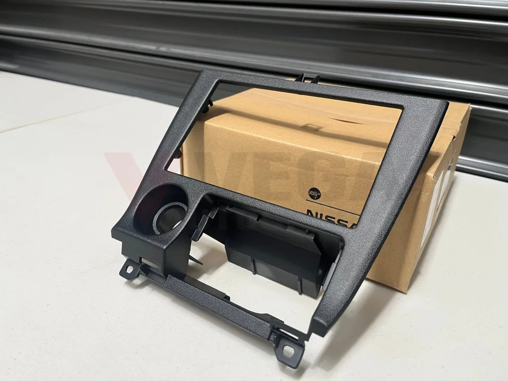 Stereo Bezel / Fascia Panel To Suit Nissan Silvia S14 Jdm Series 1 68260-65F20 Interior