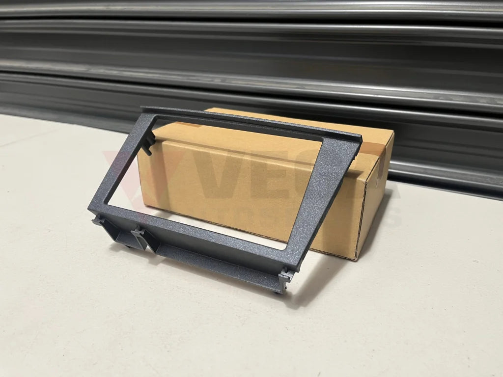 Stereo Surround Mid Centre Console To Suit Nissan Skyline R34 Gt-T 05.1998-08.2000 68260-Aa005 Body