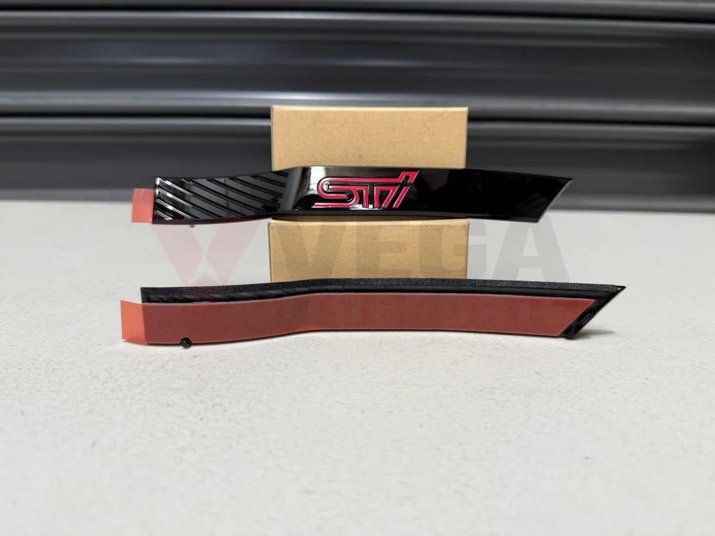 ’STI’ Black Fender Badge Emblem Pair to suit Subaru WRX STI 08-14 / WRX 11-14 ST91123ZR020 / ST91123ZR030 Emblems