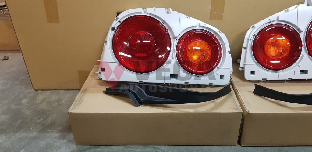 Tail light Assembly Set (RHS & LHS) to suit Nissan Skyline R34 GTR - Vega Autosports