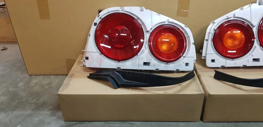 Tail light Assembly Set (RHS & LHS) to suit Nissan Skyline R34 GTR - Vega Autosports