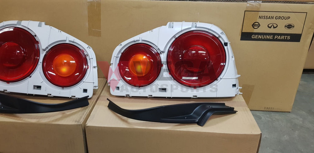 Tail light Assembly Set (RHS & LHS) to suit Nissan Skyline R34 GTR - Vega Autosports