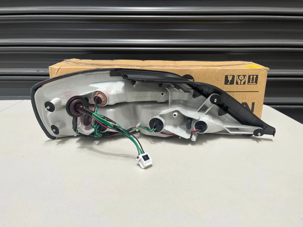 Tail Light (Rhs Driver ) To Suit Nissan Silvia S15 26550-85F27 Electrical