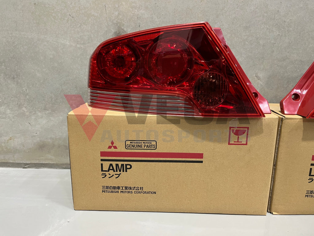 Tail Light Set Rhs & Lhs To Suit Mitsubishi Lancer Evolution 7 Electrical