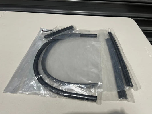 Under Bonnet Rubber Seal Set (5-Piece) To Suit Mitsubishi Lancer Evolution 8 / 9 Ct9A Exterior
