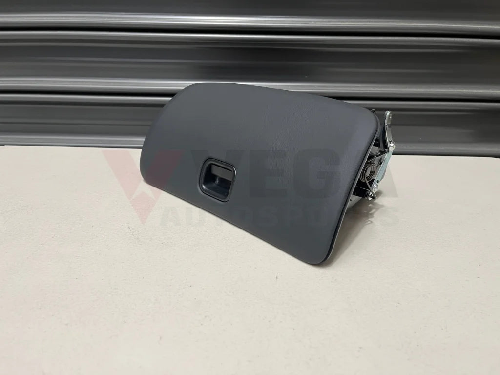 Upper Glove Box To Suit Mitsubishi Lancer Cm5A Interior