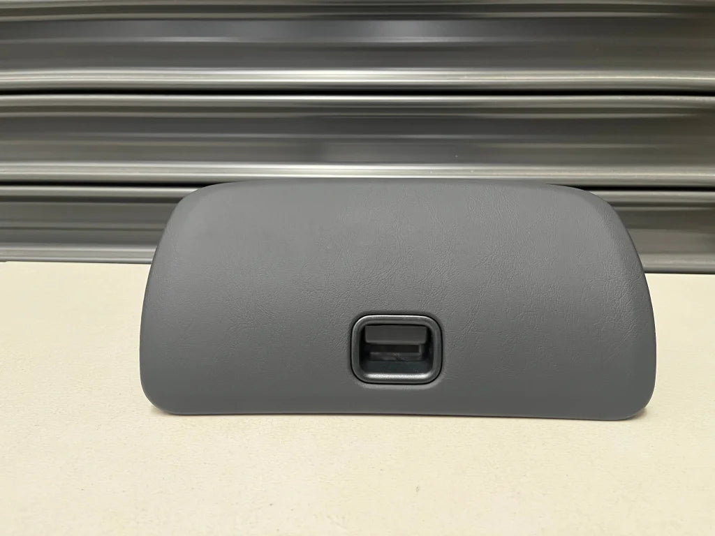 Upper Glove Box To Suit Mitsubishi Lancer Cm5A Interior