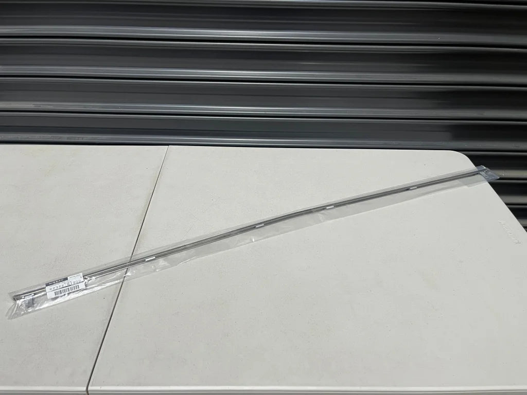 Upper Radiator Moulding to suit Datsun 1200 Sunny Truck 62322-G1900 Exterior