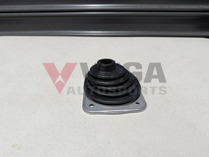 Upper Rubber Shift Boot to to suit Toyota Chaser JZX90 / JZX100 58280 22100 Gearbox and Transmission