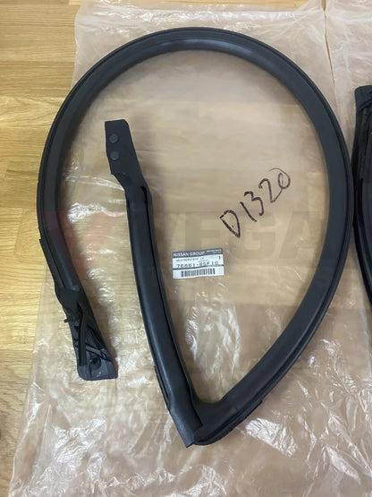 Upper Weatherstrip Set Rhs & Lhs To Suit Nissan Silvia S15 Coupe Exterior