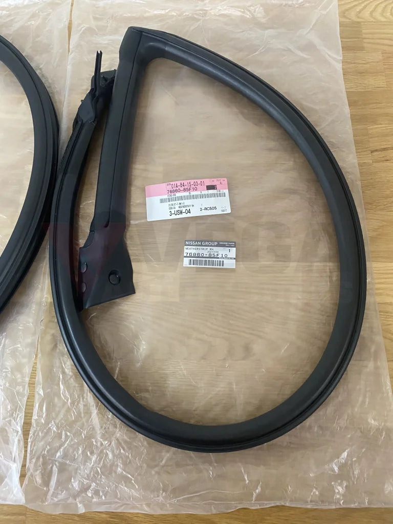 Upper Weatherstrip Set Rhs & Lhs To Suit Nissan Silvia S15 Coupe Exterior