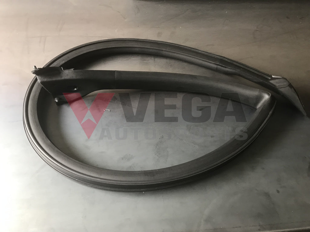 Upper Window Weatherstrip (RHS) to suit Nissan Skyline R32 GTR / GTS25 / GTS-4 / GTS-t - Coupe - Vega Autosports