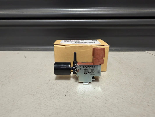 Vacuum Solenoid Valve to suit Toyota Hilux KUN125/126/135/15/16/25/35/16 Landcruiser HDJ100 / HDJ101 / HDJ78 / HDJ79