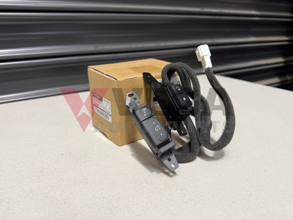 Vehicle Information Display Switch to suit Nissan R35 GTR 2009-2016 25273-JF00A Electrical