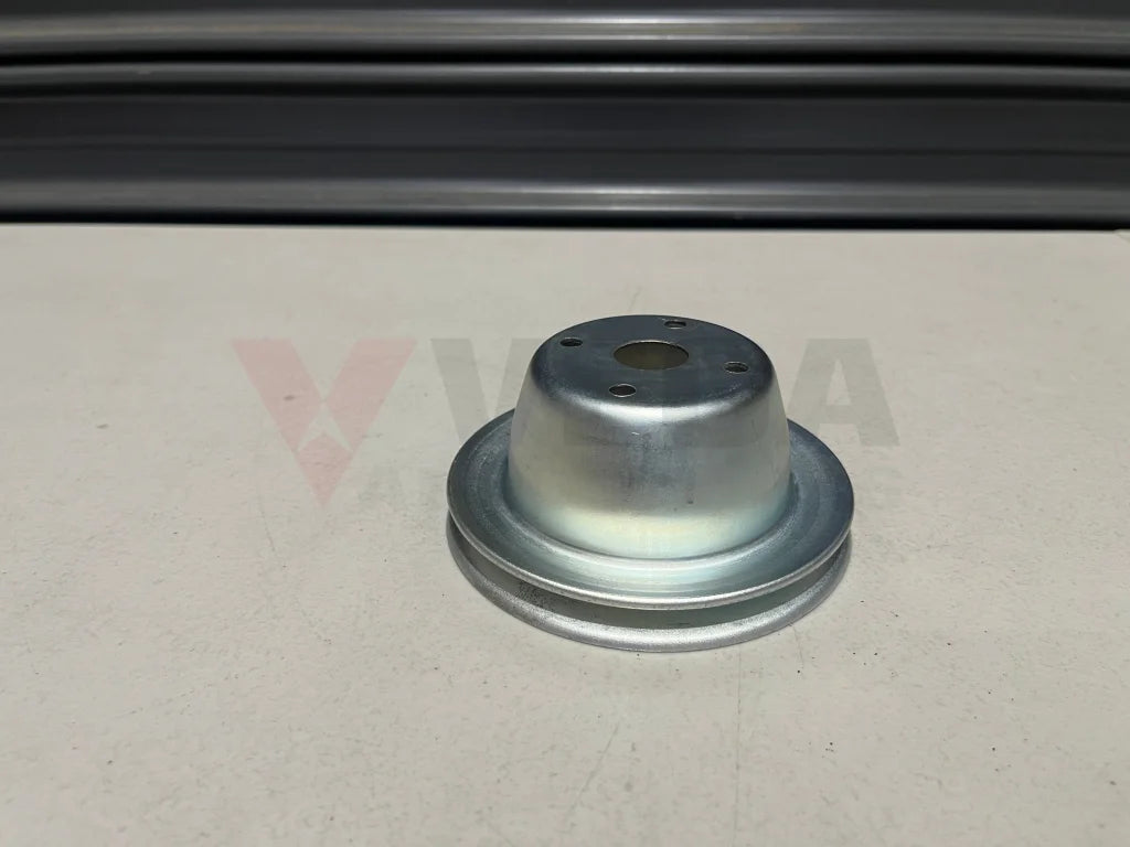Water Pump Pulley 1200 B110 B210 210 B310 A12 A13 A14 A15 21051-18000 Cooling
