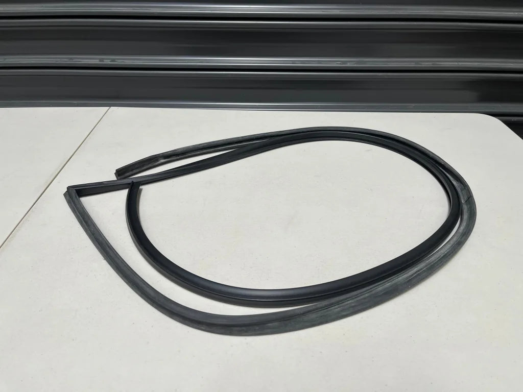 Door Weatherstrip (Rhs) To Suit Datsun 1200 B110 B120 Ute 80831-G1900 Exterior