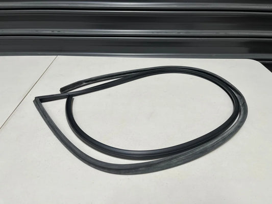 Door Weatherstrip (Rhs) To Suit Datsun 1200 B110 B120 Ute 80831-G1900 Exterior
