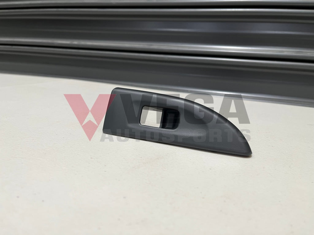 Window Switch Panel (Rear Rhs) To Suit Subaru Impreza Gc8 Gf8 98-00 83082Fa060Oe Interior