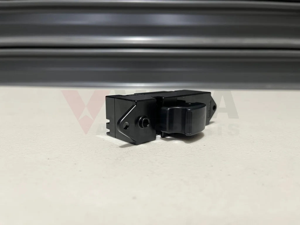 Window Switch (Rear Lhs) To Suit Mitsubishi Lancer Evolution 7 / 8 9 Ct9A 8608A101 Electrical