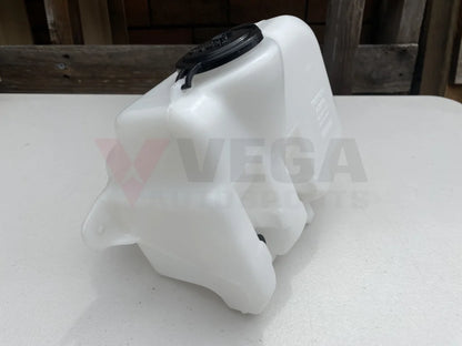 Windscreen Washer Bottle Tank With Rear To Suit Toyota Land Cruiser 80 Series Cooling