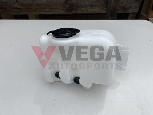 Windscreen Washer Bottle Tank With Rear To Suit Toyota Land Cruiser 80 Series Cooling