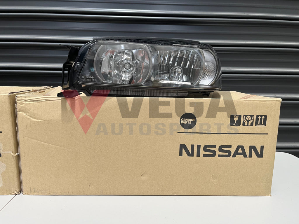 Xenon Headlight Assembly Set Rhs & Lhs To Suit Nissan Skyline R34 Gtr Late Model - 00/08 Onwards