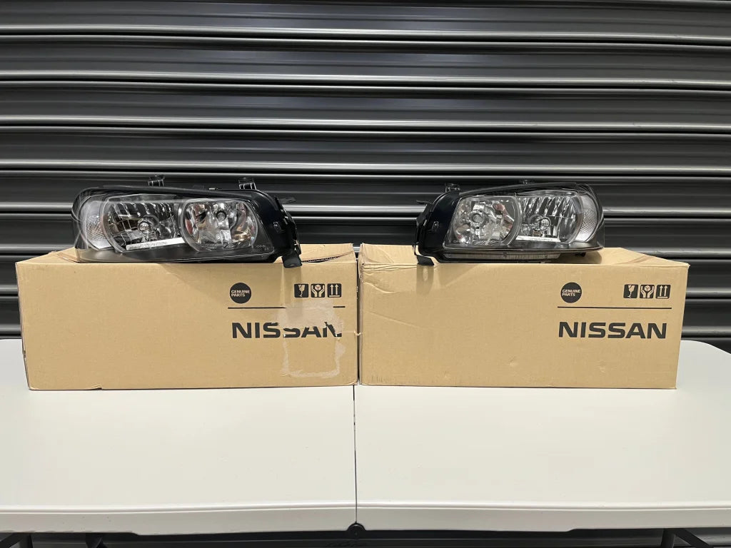Xenon Headlight Assembly Set Rhs & Lhs To Suit Nissan Skyline R34 Gtr Late Model - 00/08 Onwards